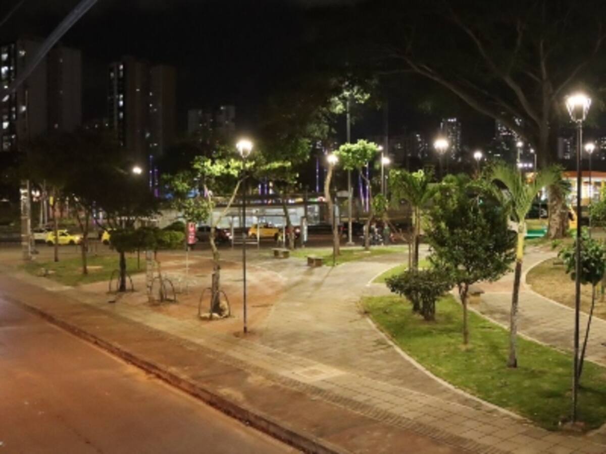 Alumbrado público, otro punto de discordia entre Cárdenas y Rodolfo