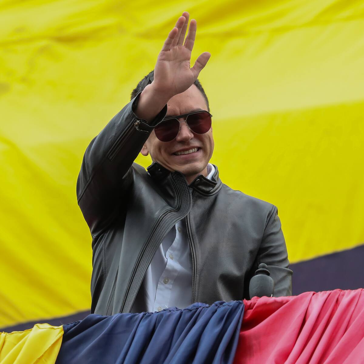 ¿Cómo se puede interpretar el silencio del presidente Daniel Novoa en campaña electoral?
