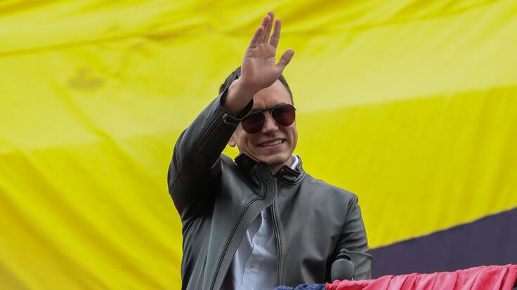 ¿Cómo se puede interpretar el silencio del presidente Daniel Novoa en campaña electoral?