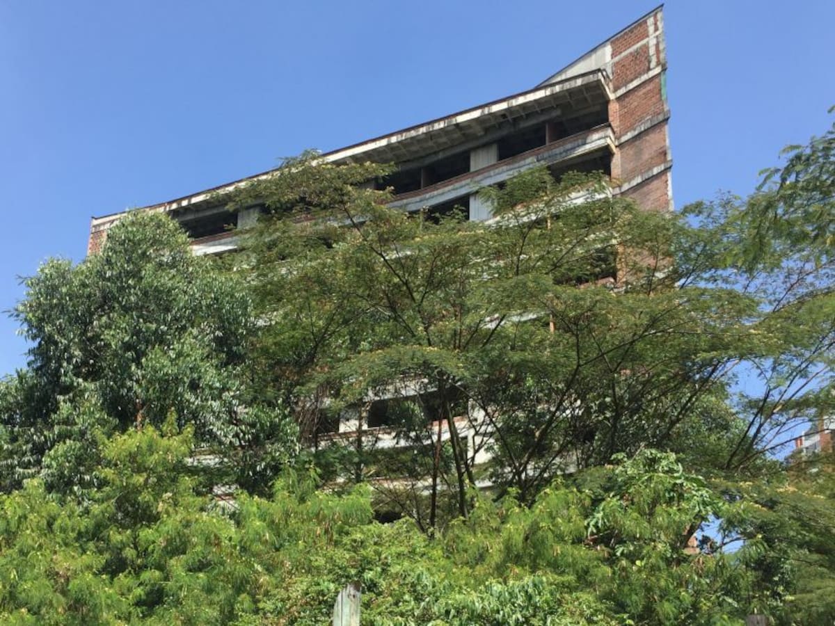 Piden ayuda a ONG para atender familias venezolanas en edificio abandonadas