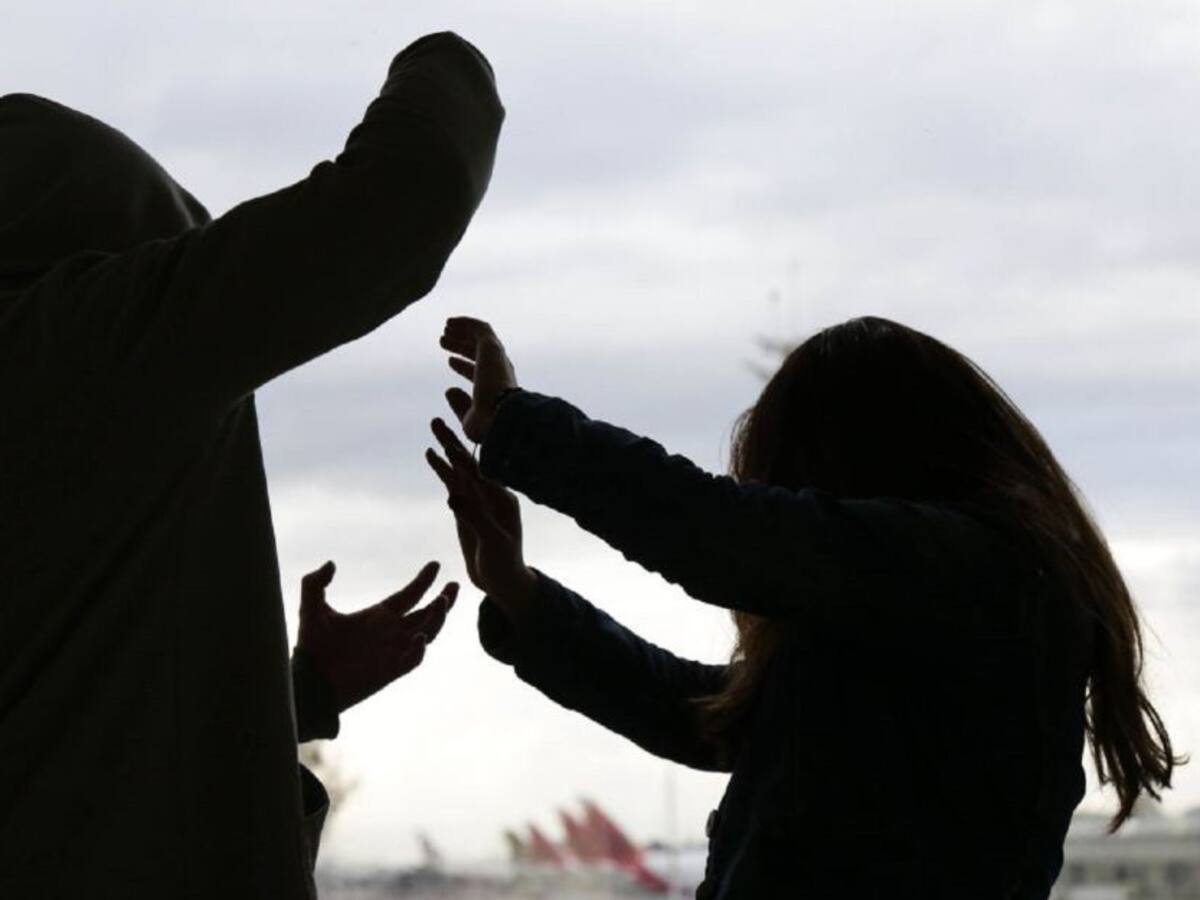 Un hombre atacó a su excompañera sentimental