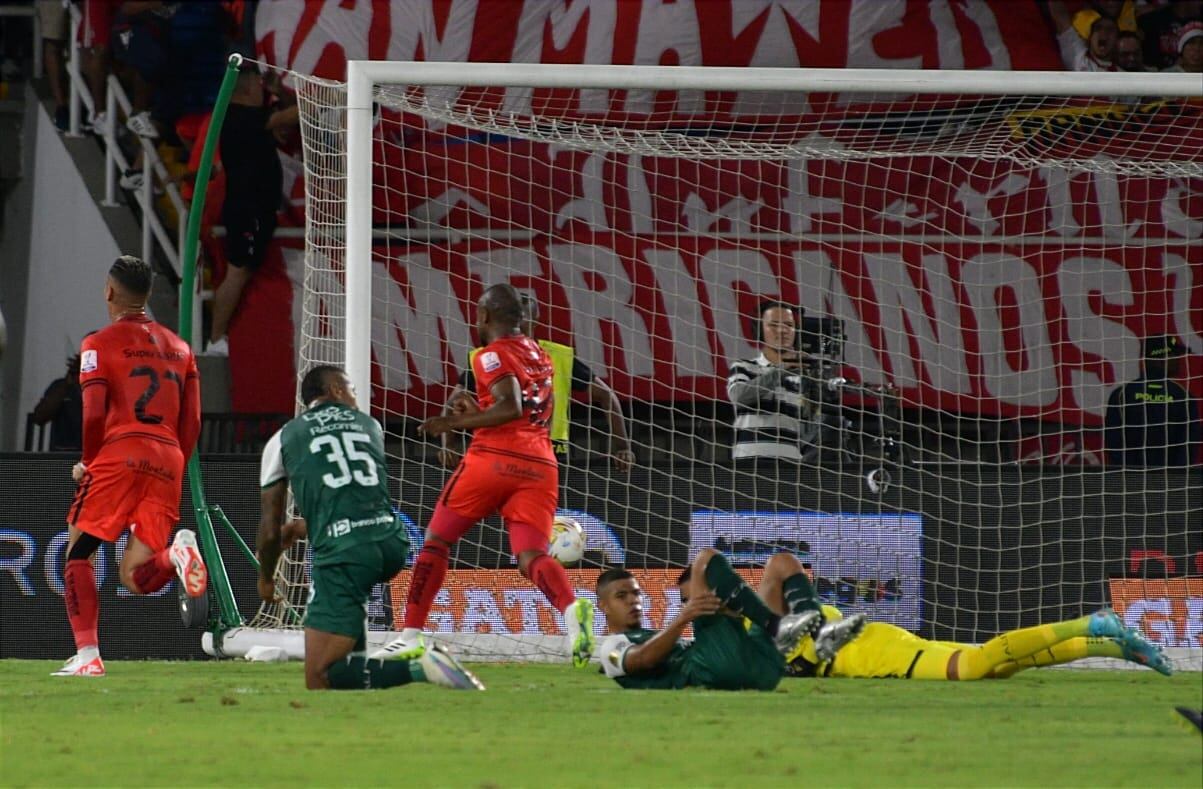 Deportivo Cali y América se enfrentan en el clásico del Valle del Cauca / Colprensa