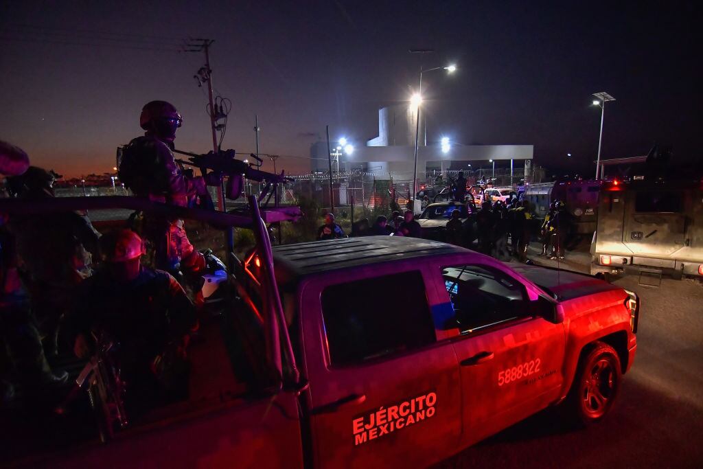 ALMOLOYA DE JUAREZ, MEXICO - JANUARY 5: The Mexican Army accompanied the National Guard protect the Federal Center for Social Readaptation #1 'El Altiplano, where Mexican drug cartel leader Ovidio Guzman Lopez, 'El Raton', 32, son of former drug lord Joaquin El Chapo Guzman was admitted by helicopter. On January 5, 2023 in Almoloya de Juárez, México. (Photo credit should read Arturo Hernandez / Eyepix Group/Future Publishing via Getty Images)