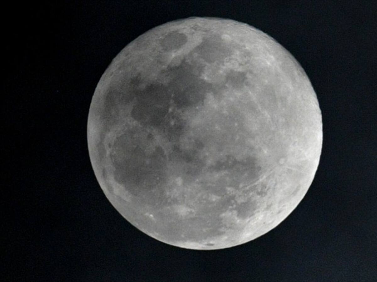 ¿Cuál es la importancia de volver a la luna?