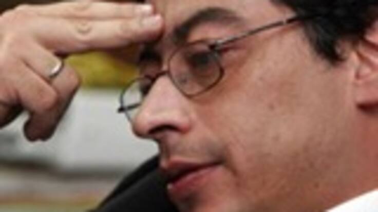 "Contratistas públicos dieron dineros para financiar el referendo": Petro