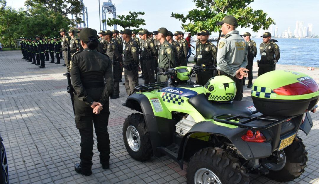 Una lancha de patrullaje marítimo apoyará desde las playas la ruta vacacional con personal de turismo