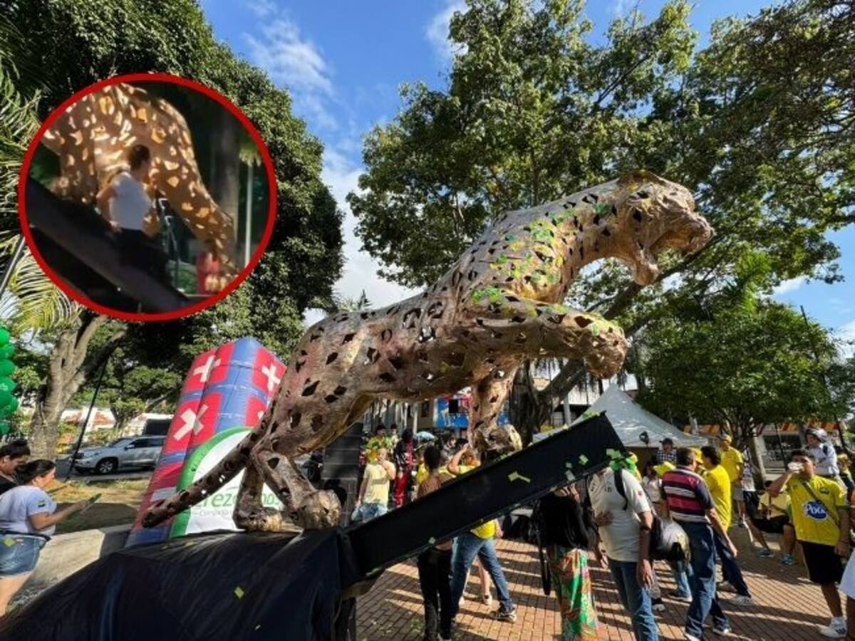 Rechazo: Escultura del Leopardo está siendo usada para trepar y dejar basura