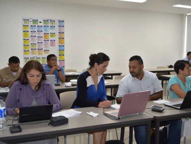 Escuela Naval Cartagena, comparte información con acceso abierto en CECOLDO