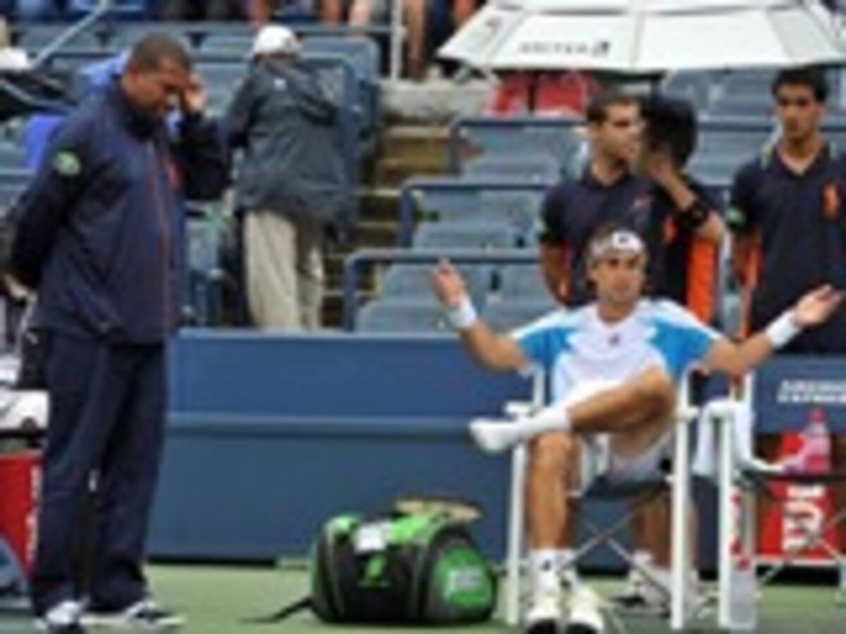 El partido Ferrer vs. Roddick suspendido nuevamente por deficiencias en la pista