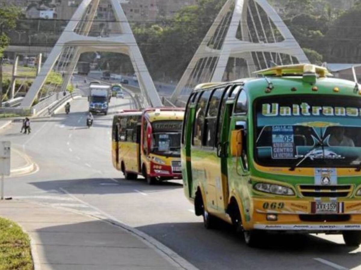 Nueva protesta de conductores de buses urbanos
