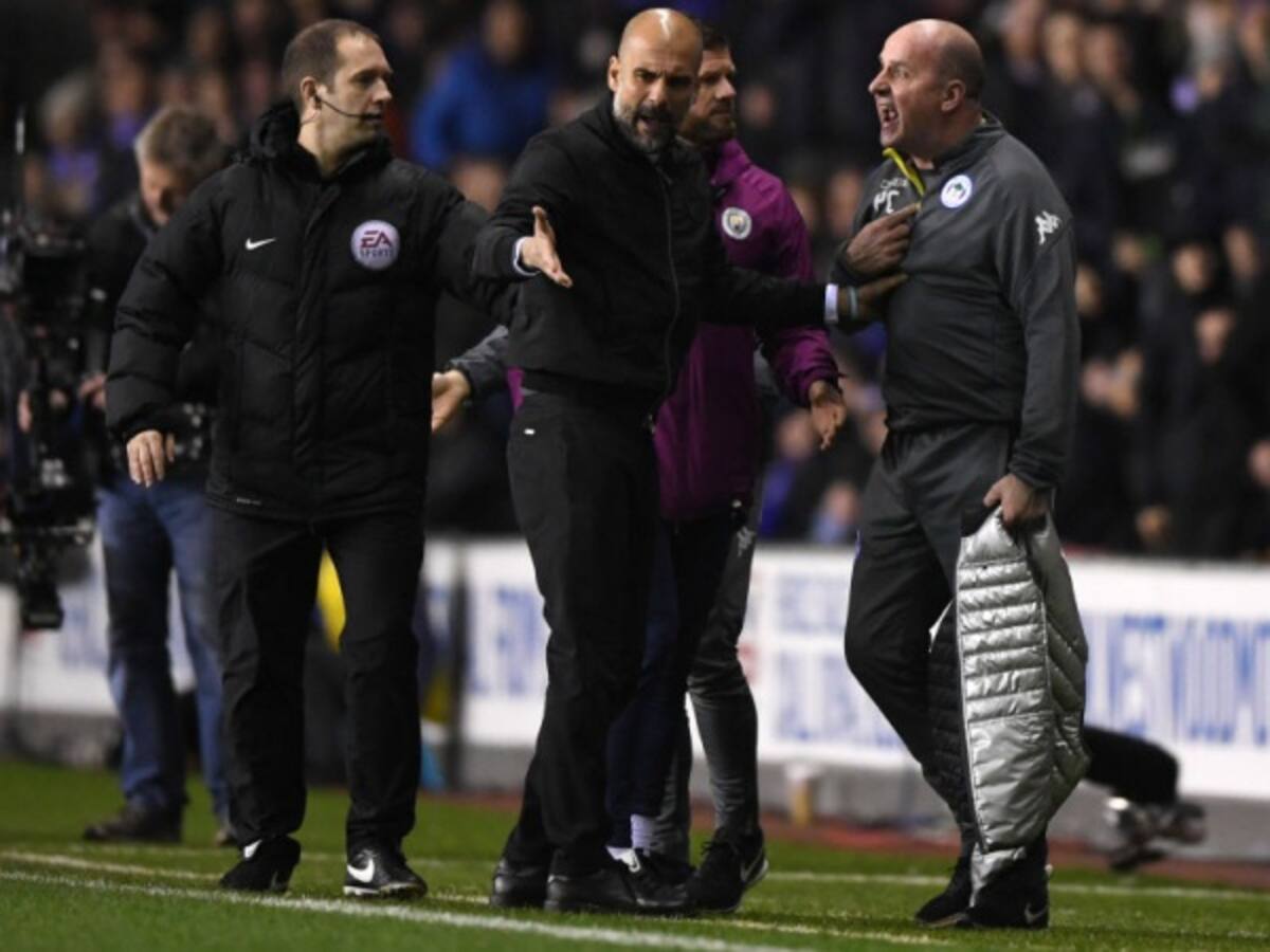 Guardiola fuera de sí: el español tuvo un encontrón con el DT del Wigan