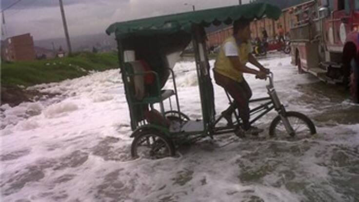 Más de 40 familias damnificadas por inundaciones en el sur de Bogotá