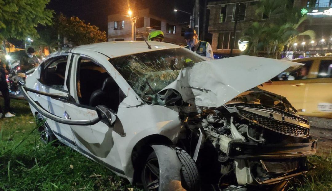 Accidente calle 84 con avenida Ambalá