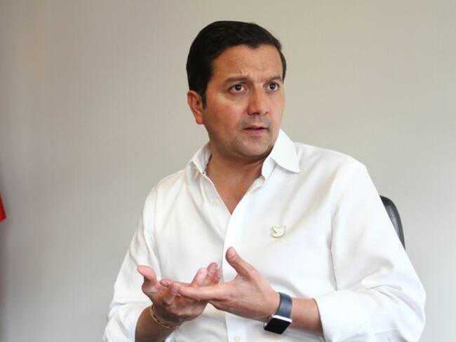 David Luna sobre ministra de Minas: No hay compromiso por alerta que lancé de apagón