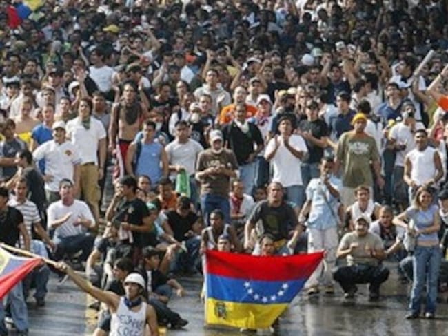 Maduro confirma octava muerte en movilizaciones en Venezuela