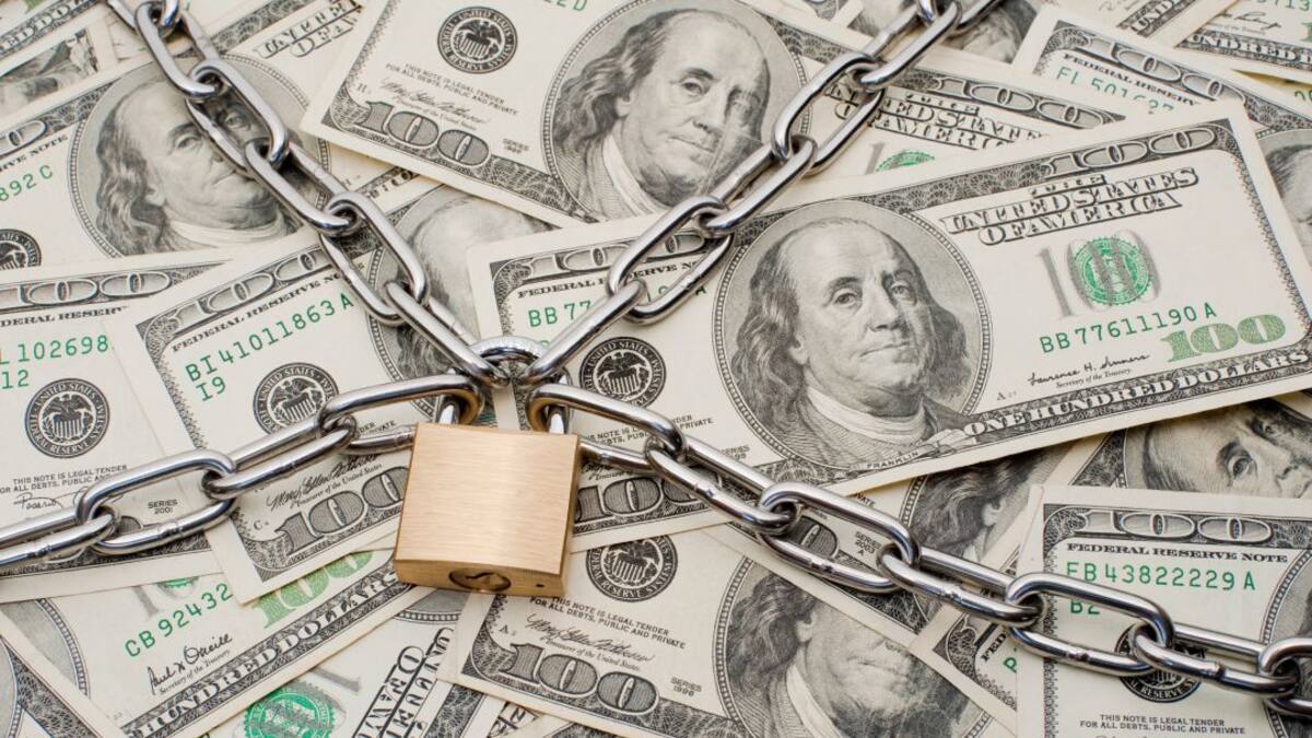 La subida del dólar impacta a la economía global