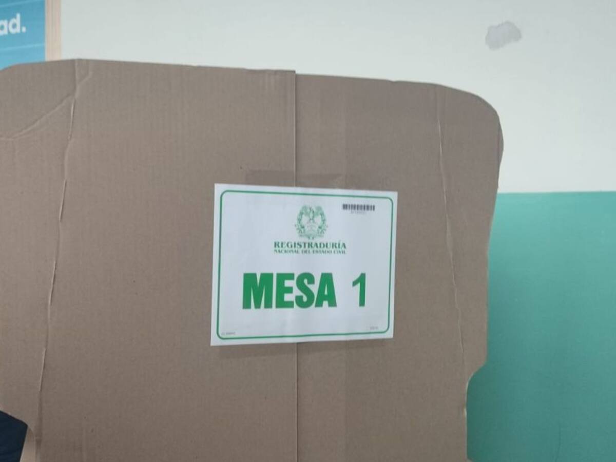 Se abrieron las urnas en Santander