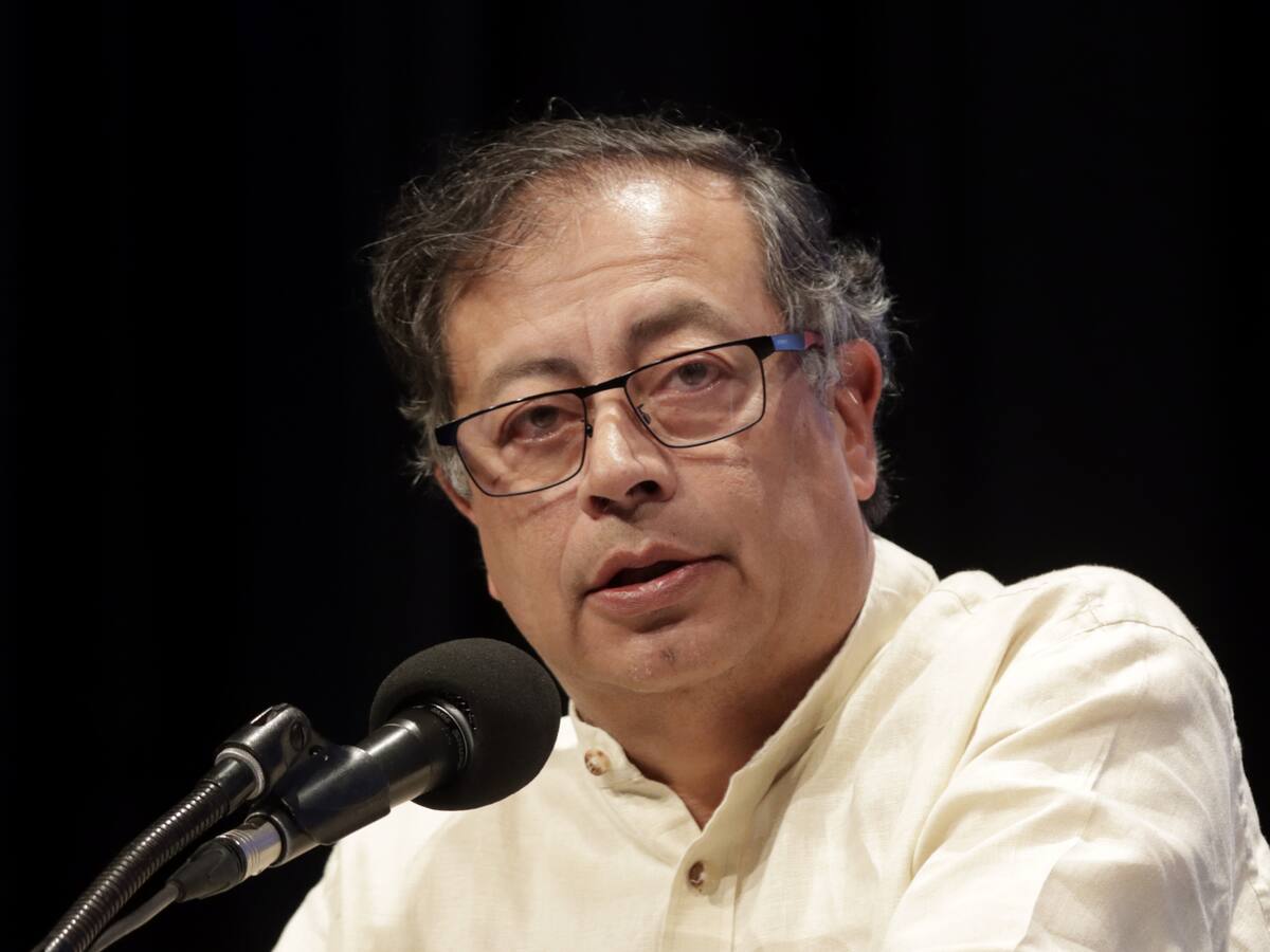 Petro puede conformar la terna como quiera y realizar cambios libremente: exmagistrado