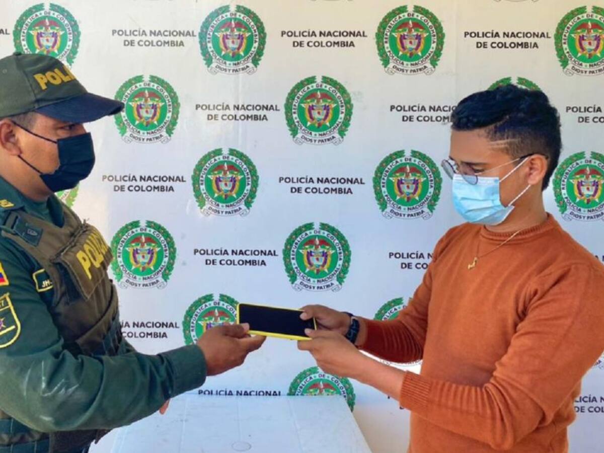 Policía recuperó celular y está tras la pista de atracadores en Magangué