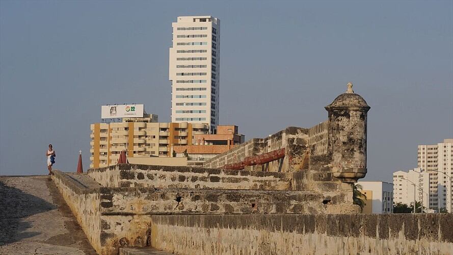 Con esta nueva lista de unidades residenciales ilegales ya son 36 edificios construidos con documentos falsos por la familia Quiroz en Cartagena. Foto: Getty Images