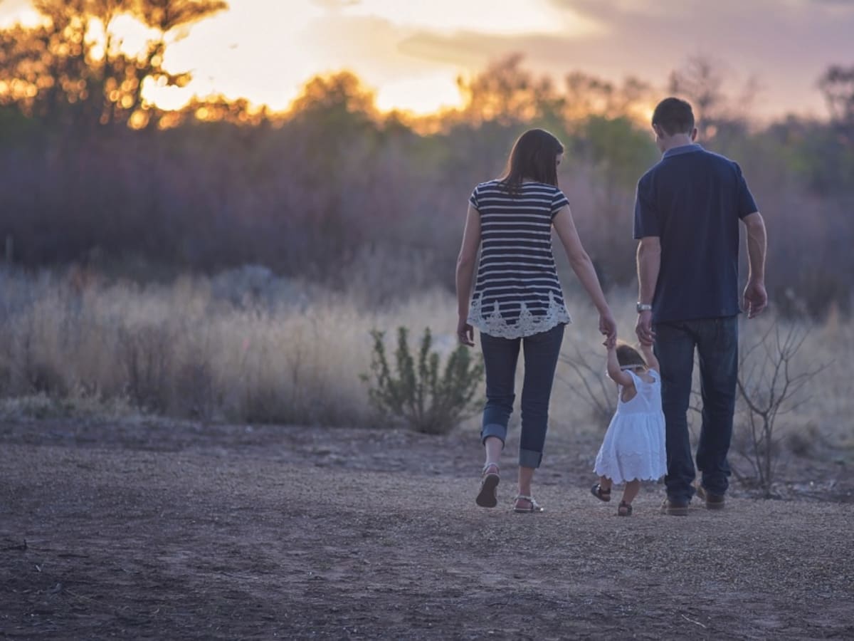 Padres que hablen mal a sus hijos de su expareja podrían perder la custodia