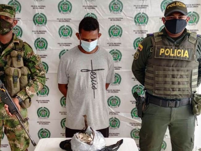 La comunidad del sur de Bolívar lo denunció por estar induciendo a los jóvenes al consumo de sustancias prohibidas