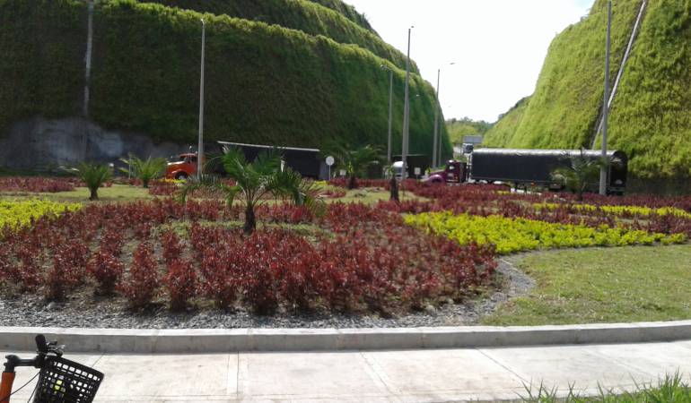 Obra vial de adaptación construida en Chinchiná, Caldas