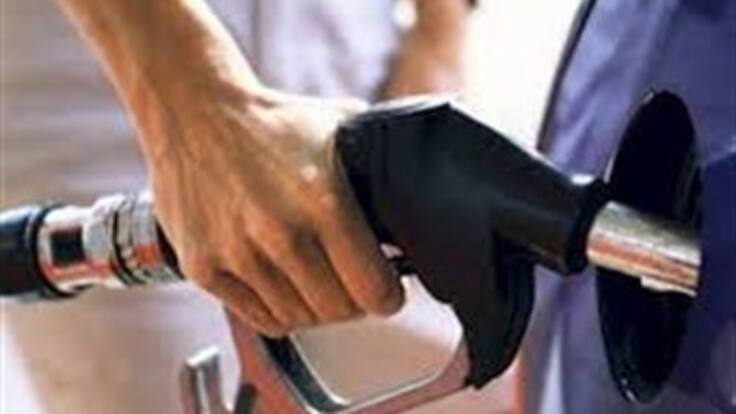 Resumen 7:00 am: Hay restricción de venta de combustible en la frontera con Venezuela