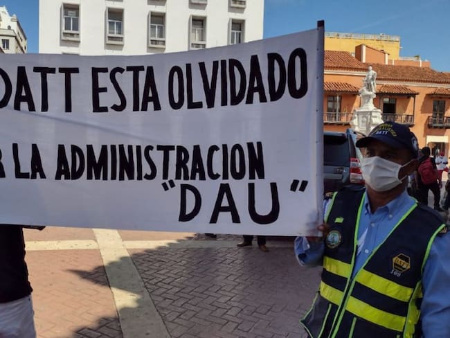 Agentes de tránsito de Cartagena en huelga de hambre por no pago de sueldos