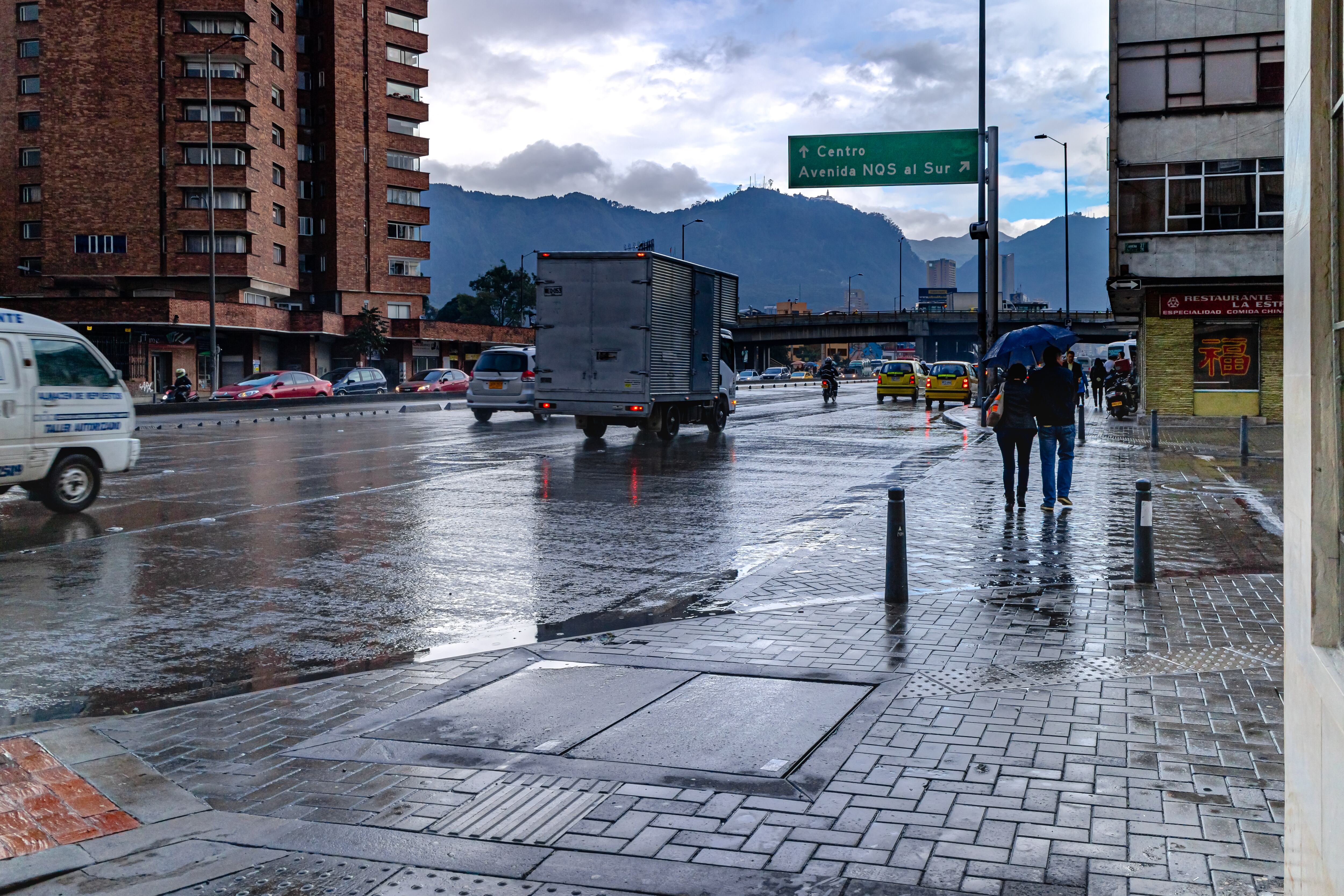 Bogotá, Colombia -  Avenida El Dorado. Imagen vía Getty Images