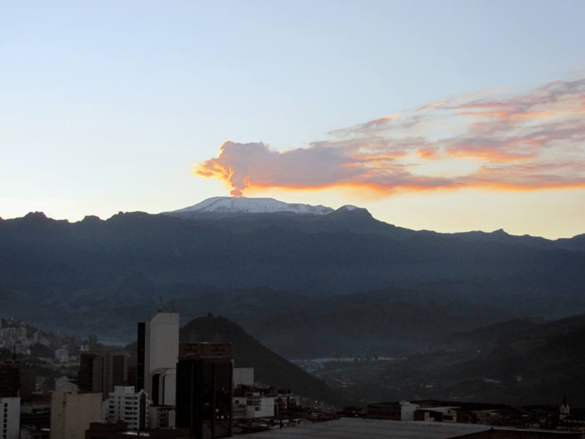 Temblores en la madrugada de HOY están relacionados a actividad del Volcán Nevado del Ruiz