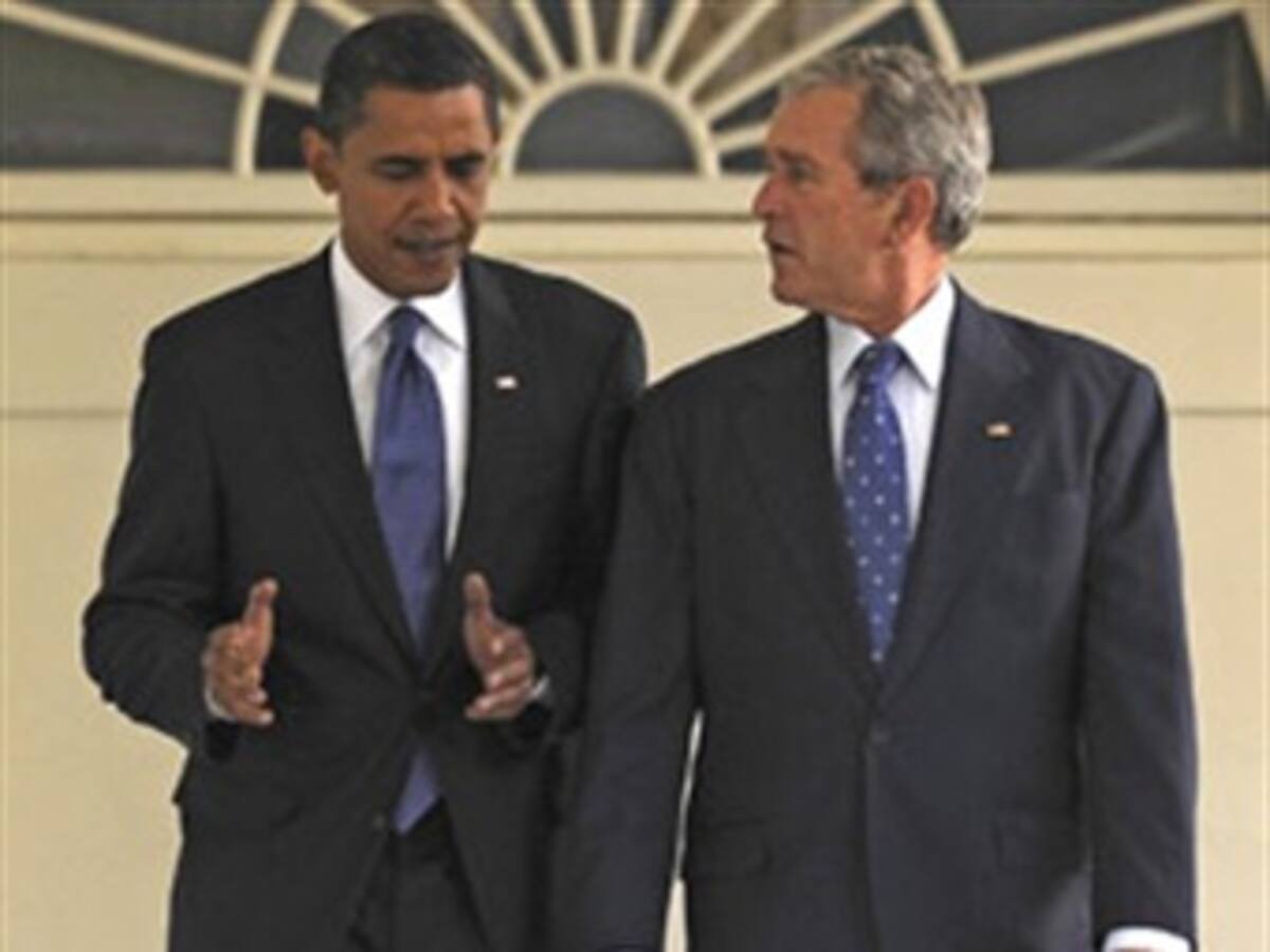 Obama visitó la Casa Blanca y habló con Bush sobre asuntos de Estado