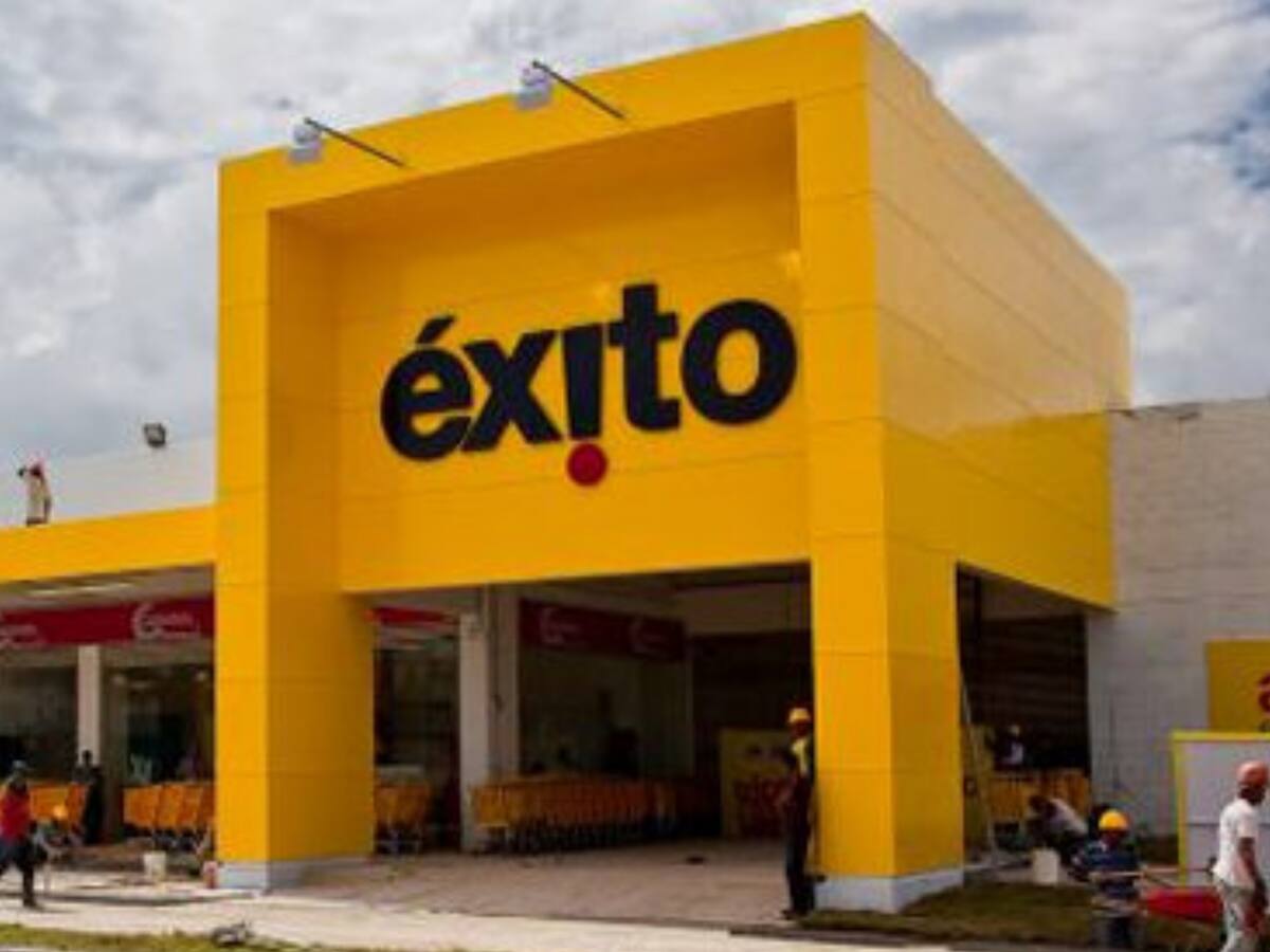 Gilinski lanza nueva oferta por el Éxito, ahora ofrece USD 586 millones por el 51%