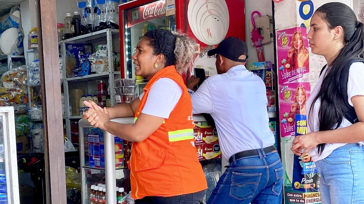 En El Pozón fueron sensibilizados comerciantes en el manejo de los residuos