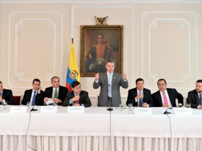 Santos pidió a la Unidad Nacional respaldar esfuerzos de paz