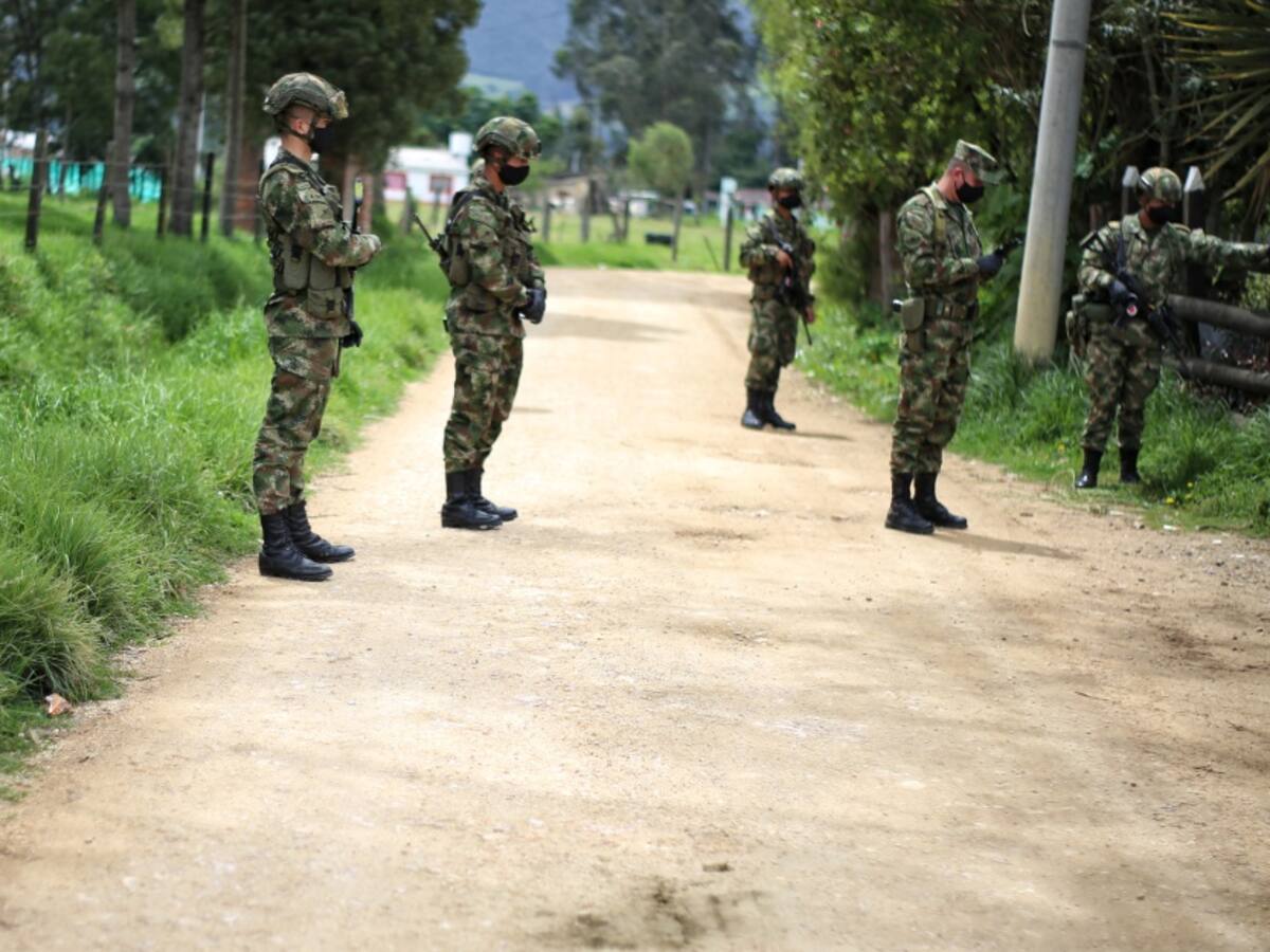 Procuraduría llama la atención al Ejército por violencia en Cauca