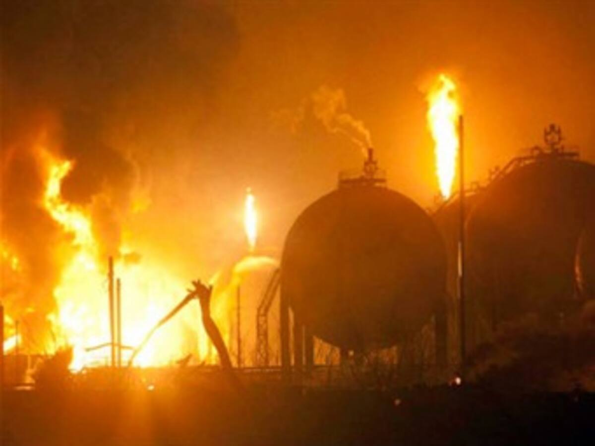 Un tercer tanque de combustible se prendió fuego en refinería venezolana