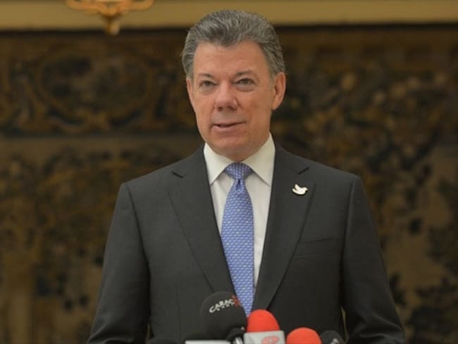 Crecimiento económico de 4,6 % demuestra solidez de Colombia: Santos