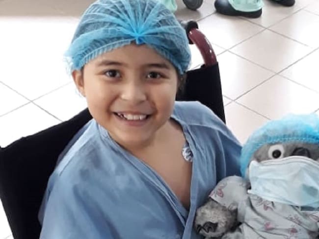 Con éxito implantan corazón artificial a niña de diez años en Bucaramanga