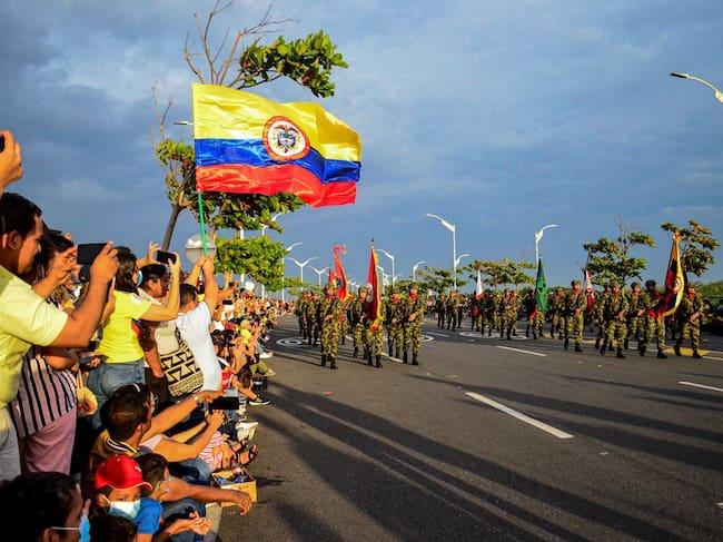 Desfile del 20 de julio en Barranquilla. Foto: Alcaldía de Barranquilla.