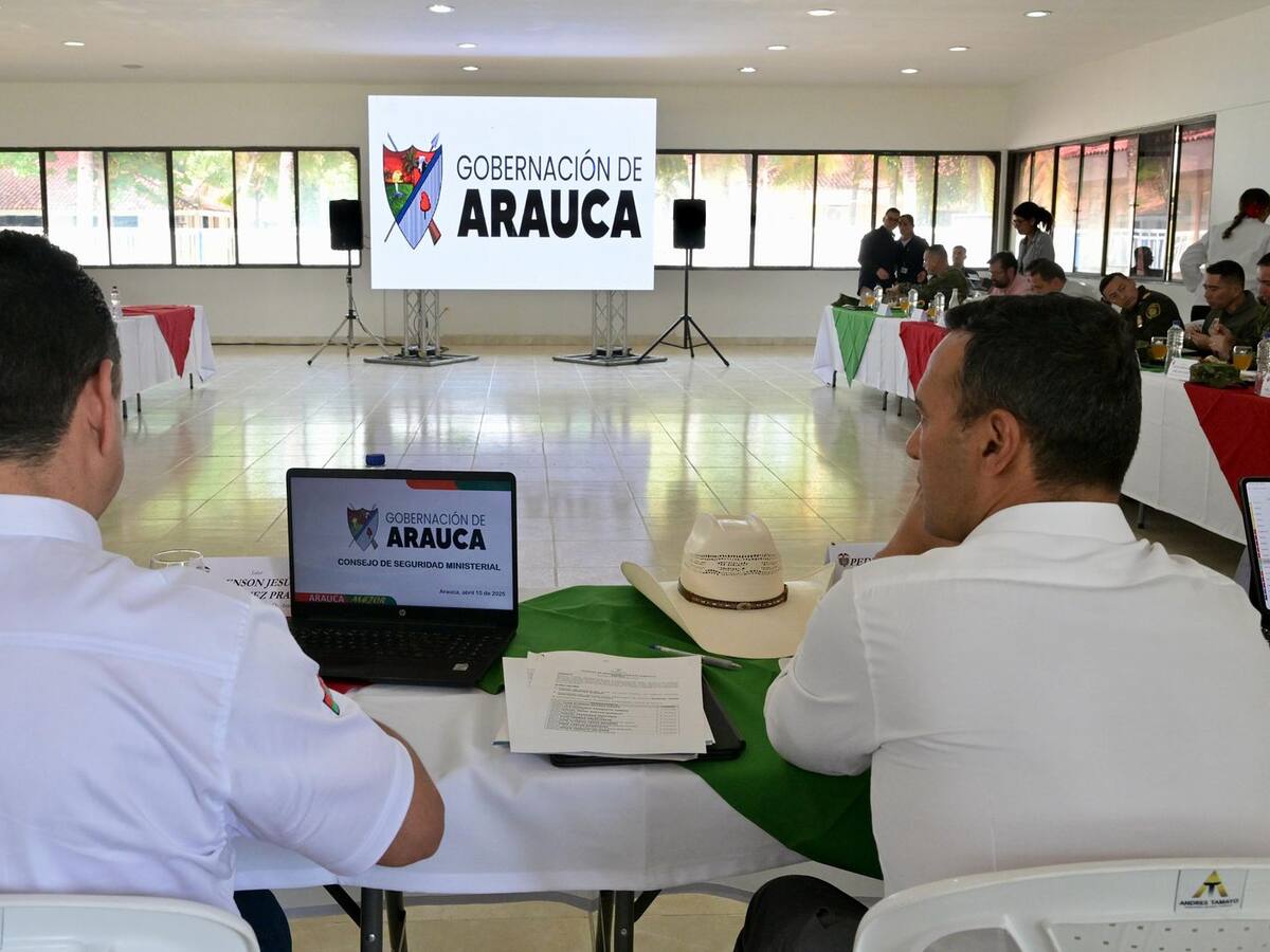 MinDefensa anuncia aumento de pie de fuerza y entrega equipos tecnológicos a fuerza pública Arauca