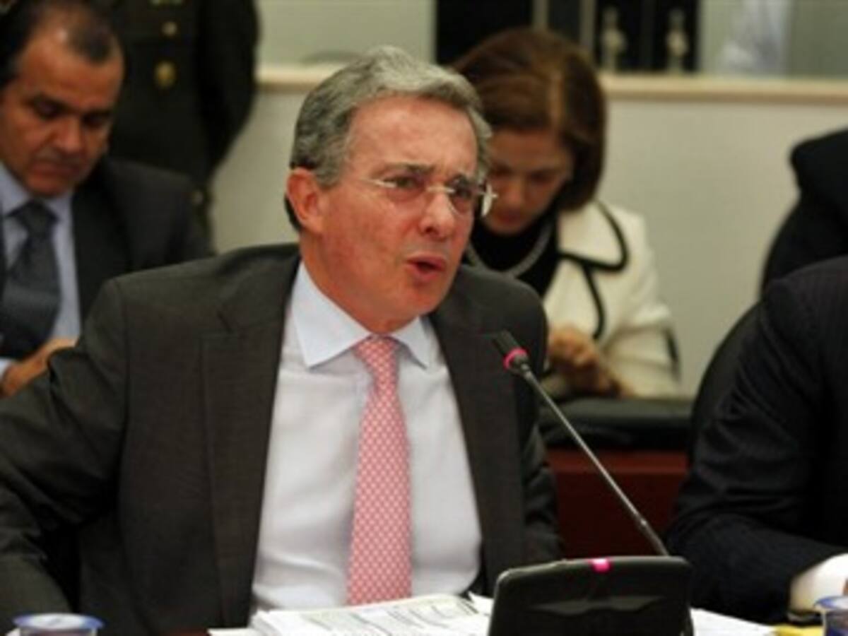 Uribe denunciaría ante cortes internacionales si hay impunidad con Farc