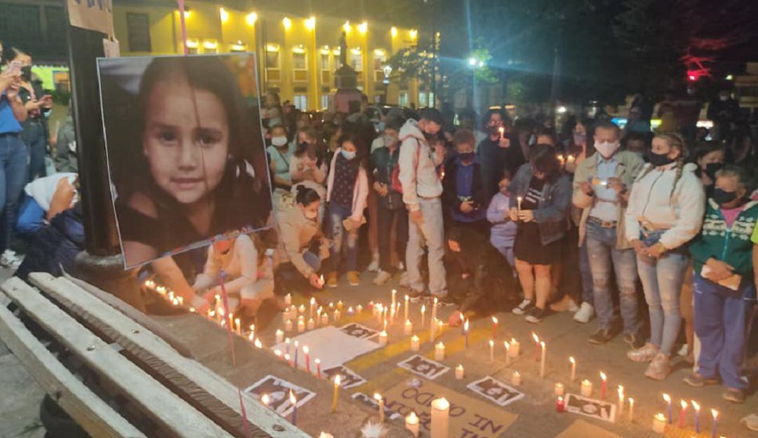 Velatón realizada en Aguadas por María Ángel