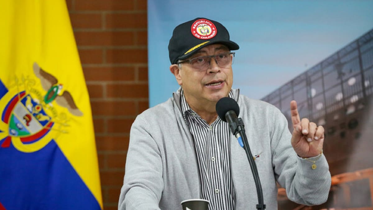 ¿Son falsas las acusaciones del CNE sobre violación de topes en campaña Petro presidente?