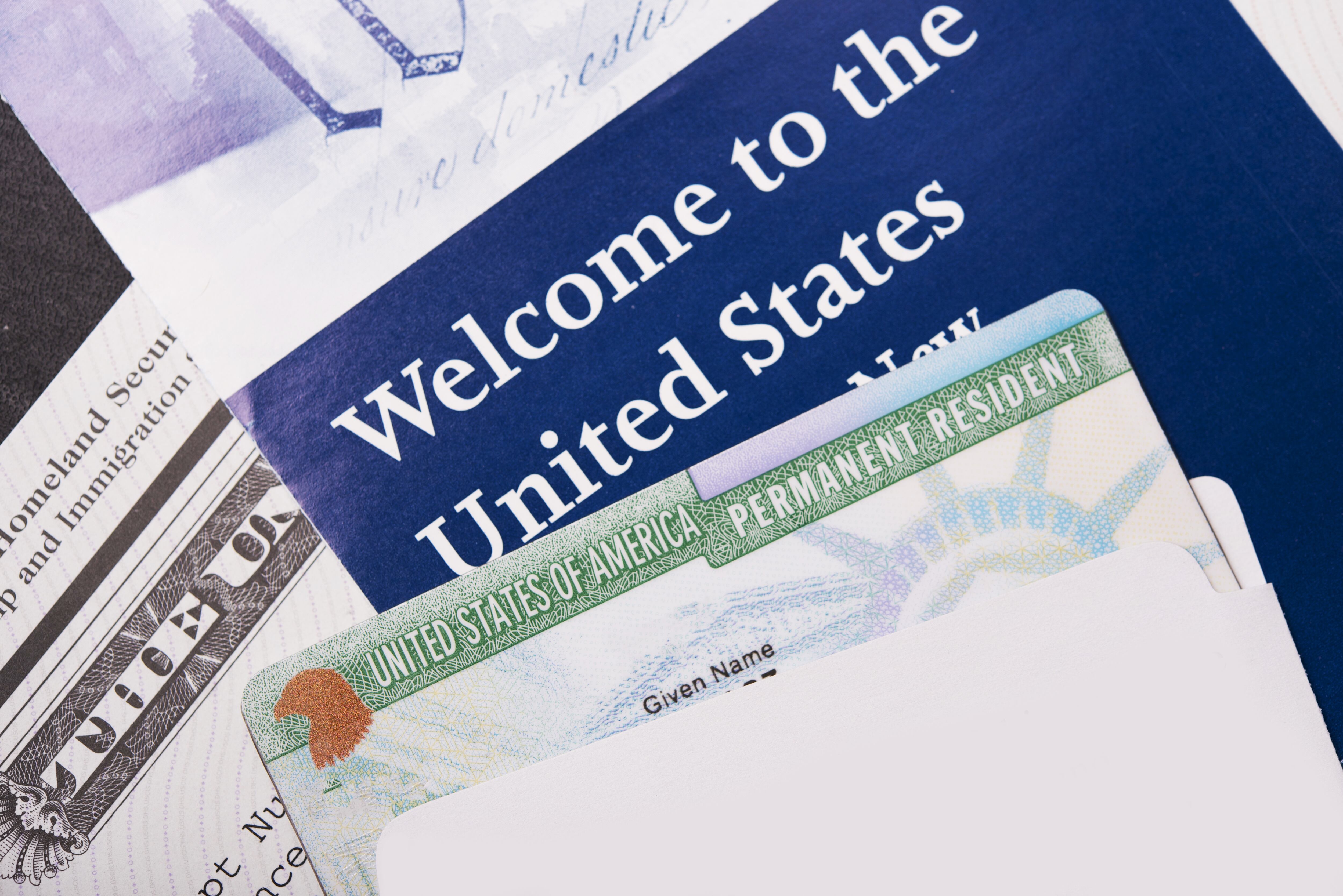 Cuál es el precio de la Green Card - Getty Images