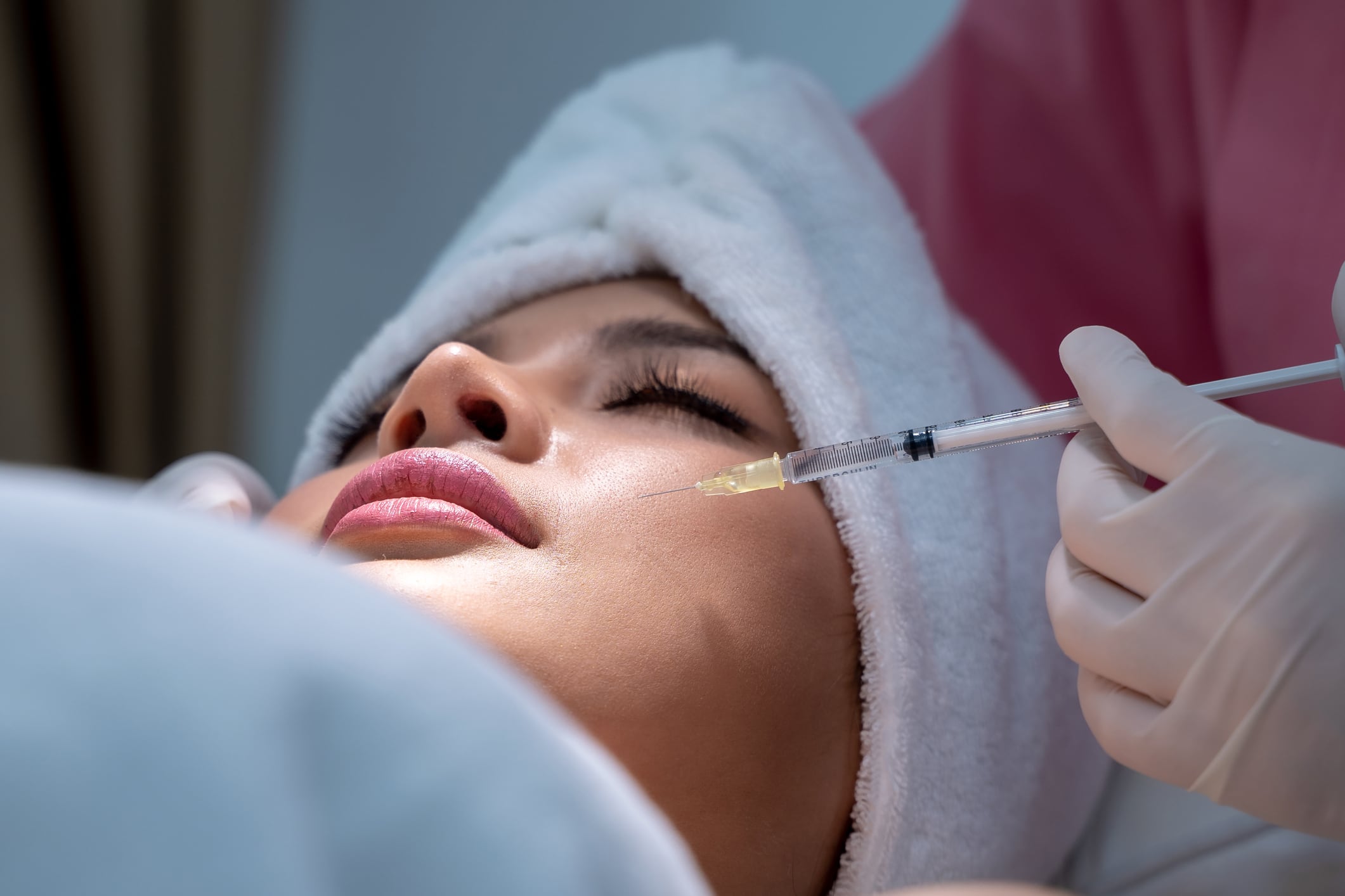 Mitos y verdades sobre el uso del bótox para prevenir líneas de expresión en el rostro