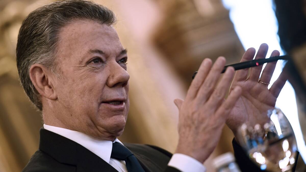 Con carta, Santos y otros líderes piden suspender monopolio de vacunas