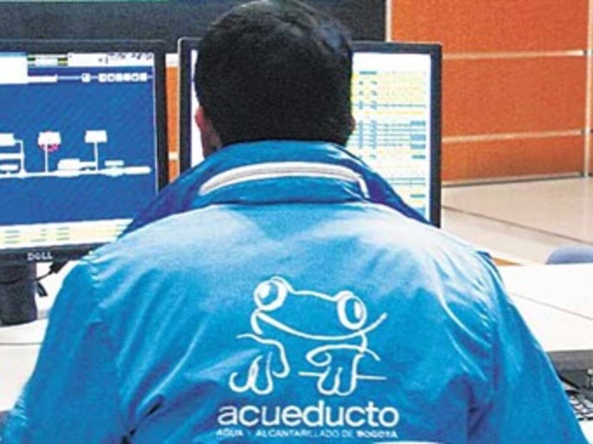¿Quién es Andrés Cardona, el hombre que según Tapia manejaba el Acueducto?