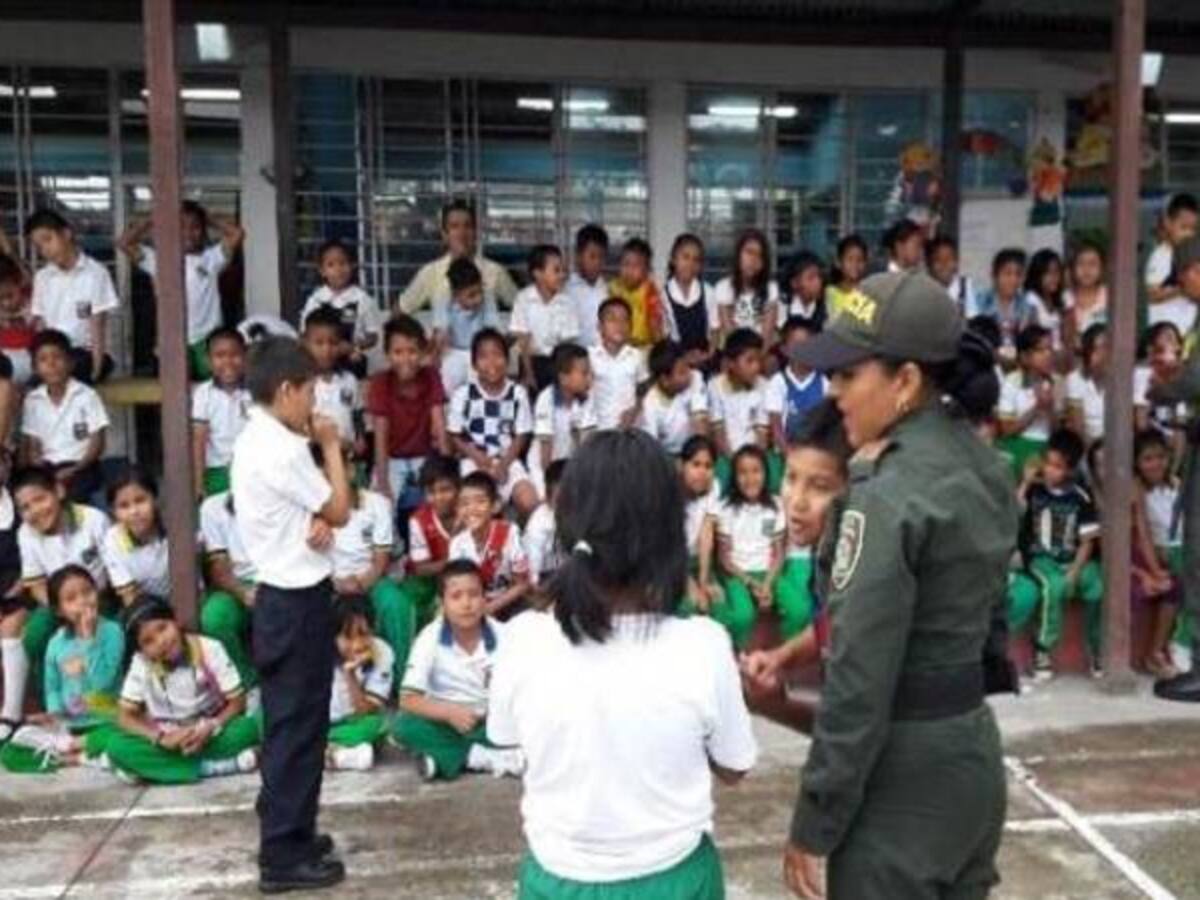 Denuncian intoxicación con dulces de marihuana en colegio de Cali
