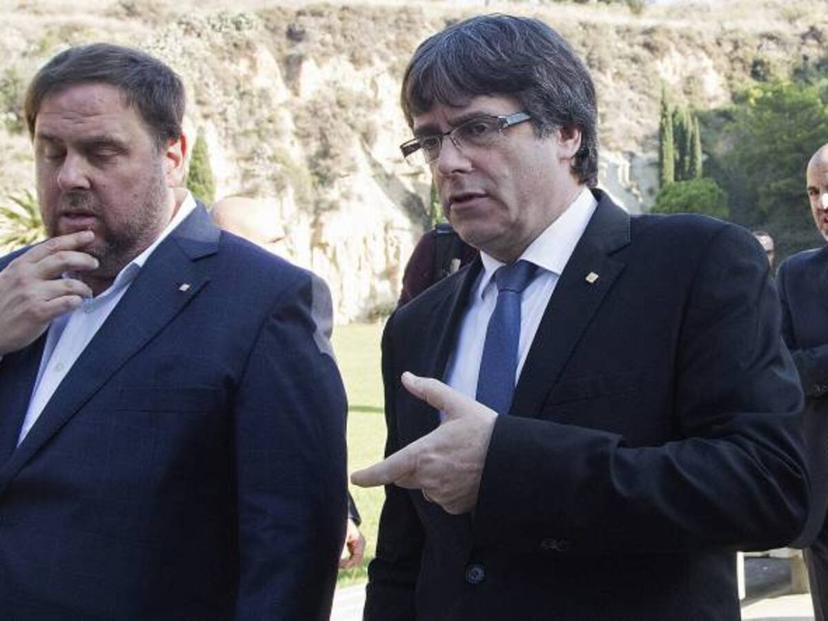 Presidente catalán evita contestar si declaró la independencia